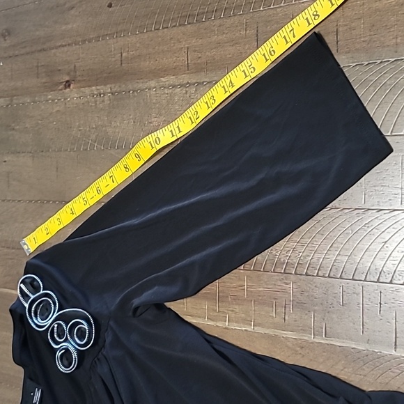 New Directions stretch top - Picture 12 of 12